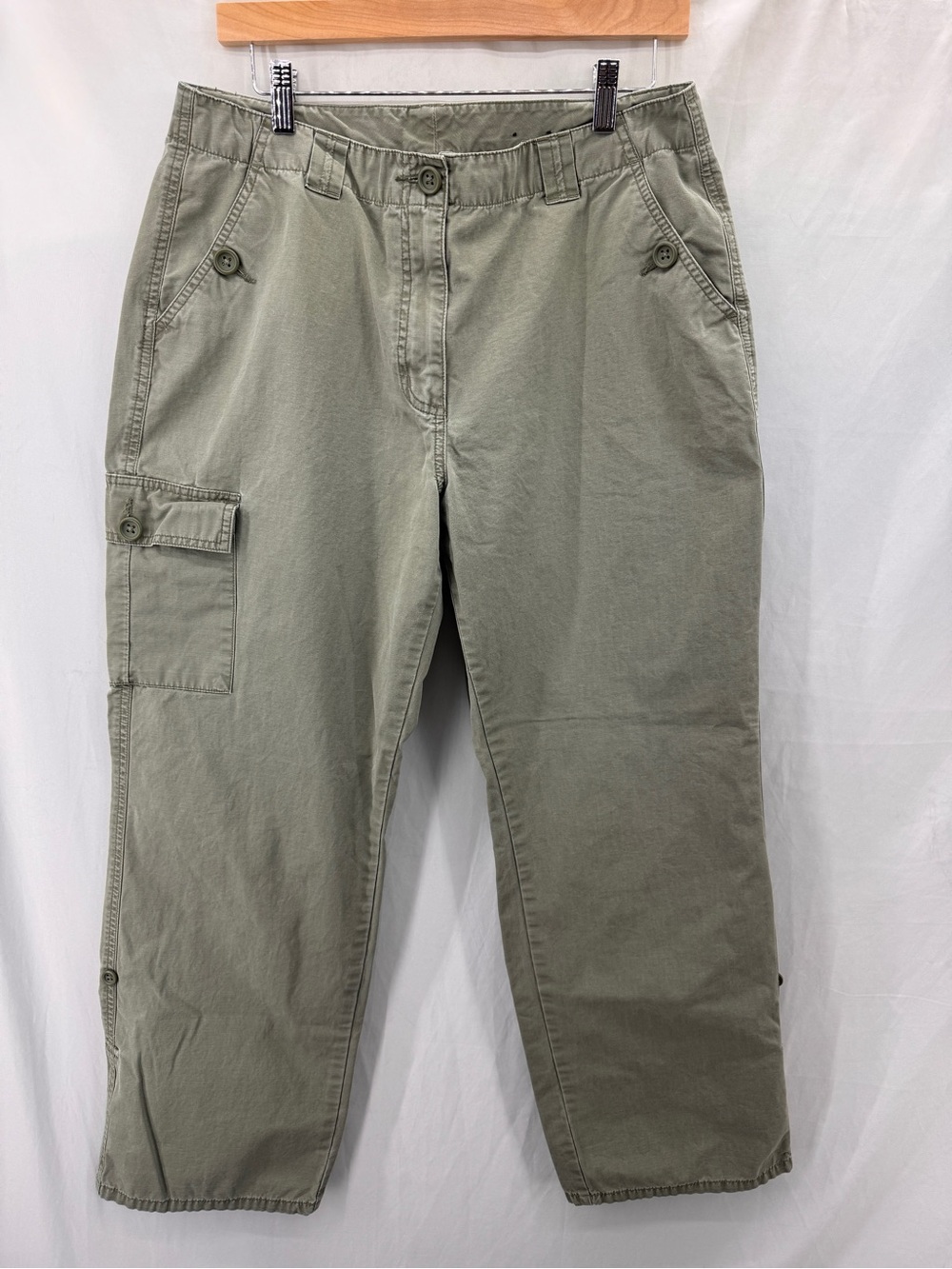 St. John's Bay Olive Cargo Pants 28” Inseam Size 14 Cotton Utility Granola Girl